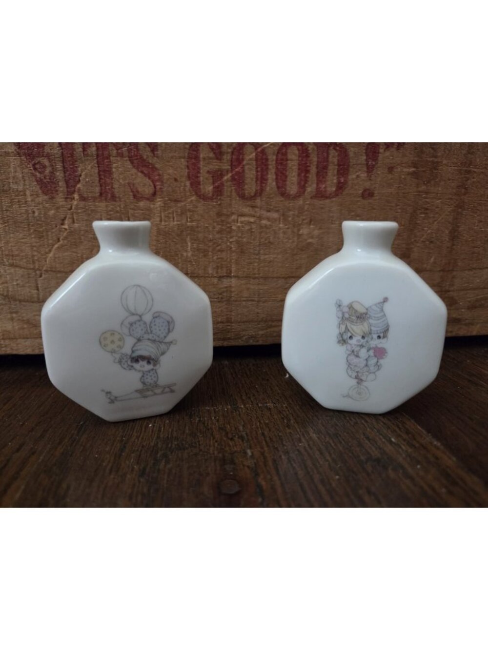 Lot Of 2 Tiny Vintage Precious Moments Vases